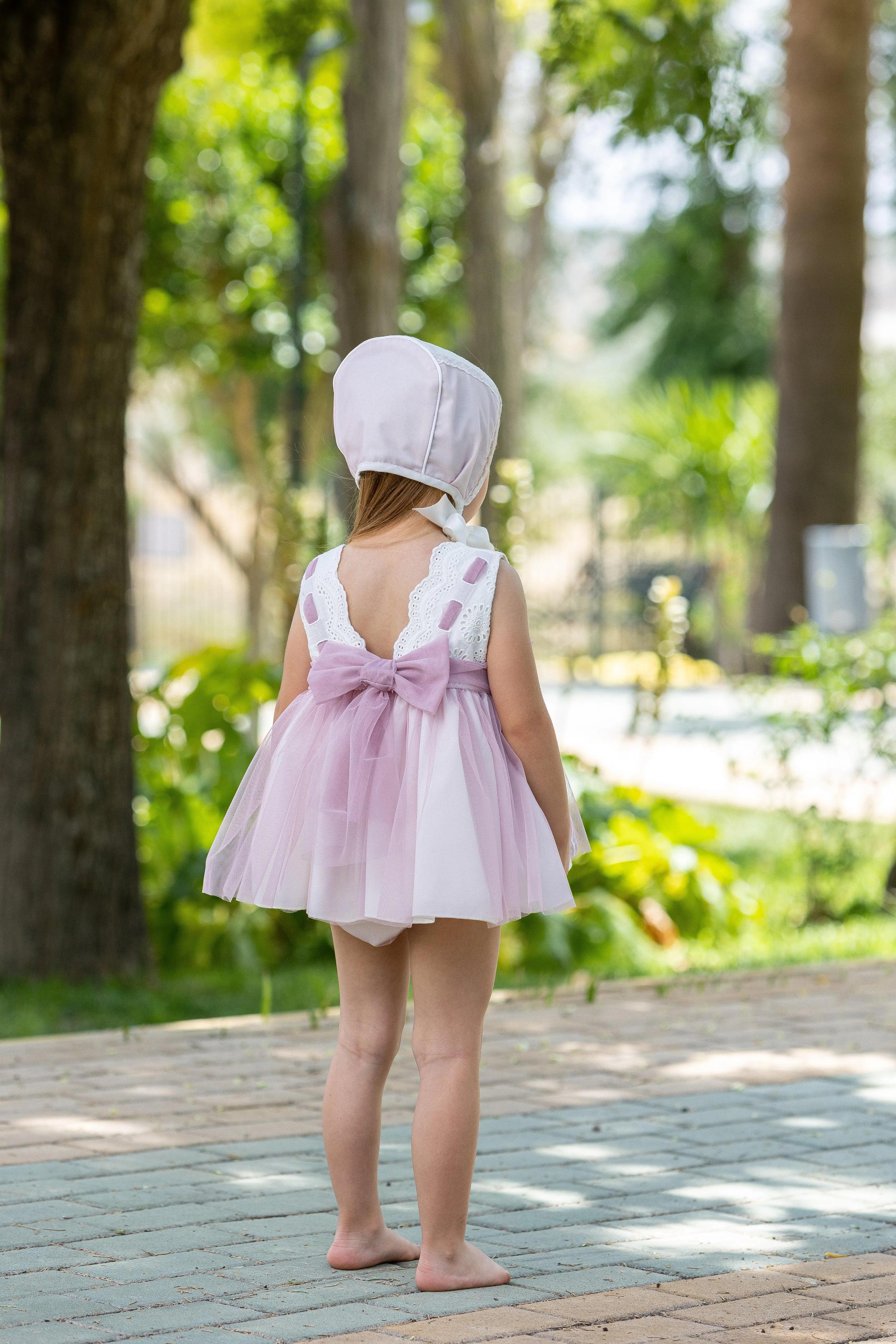 CLEARANCE SALE - Abuela Tata SS24 - Baby Girls Ivory & Dusky Pink Dress, Knickers & Bonnet 360