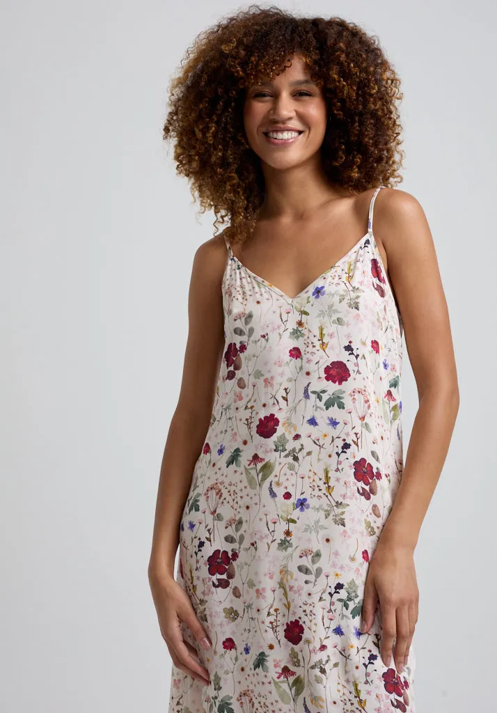 Rosie V-Neck Pressed Floral Print Nightie In Cream